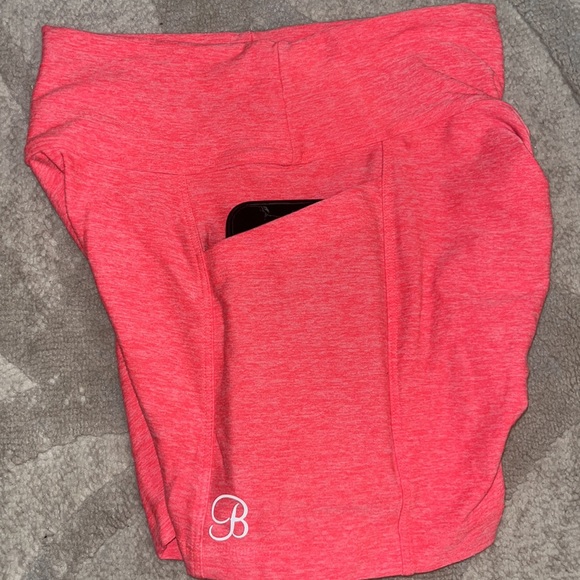 Bombshell coral active shorts - Picture 3 of 3